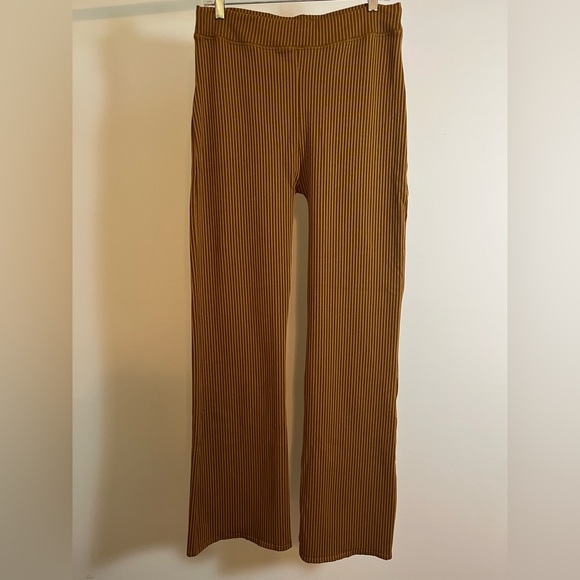 Good American Rib Seamless Flare Stripe Pants in Bronze/Brown Style GP0797- NWOT - Picture 3 of 13